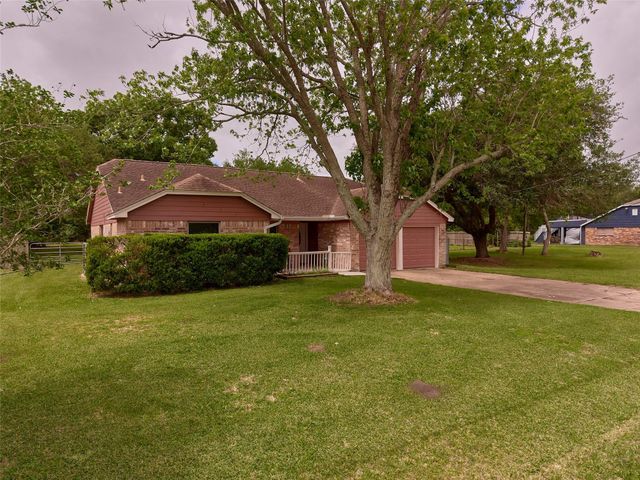 3979 County Road 962b, Alvin, TX 77511