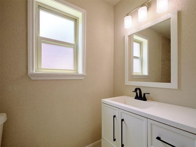 3979 County Road 962b, Alvin, TX 77511