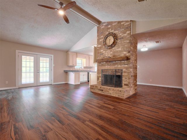 3979 County Road 962b, Alvin, TX 77511