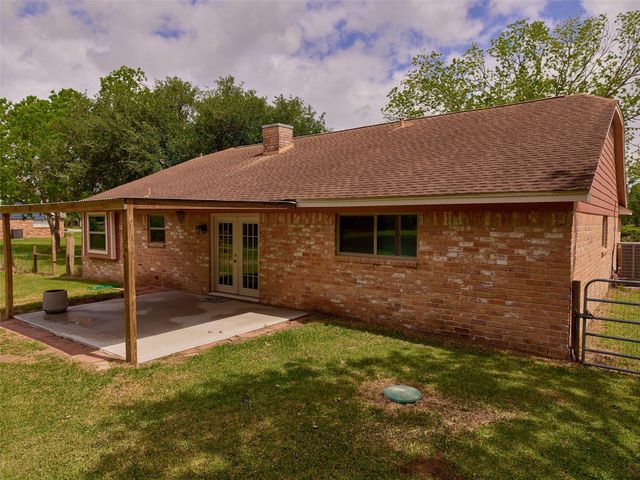 3979 County Road 962b, Alvin, TX 77511