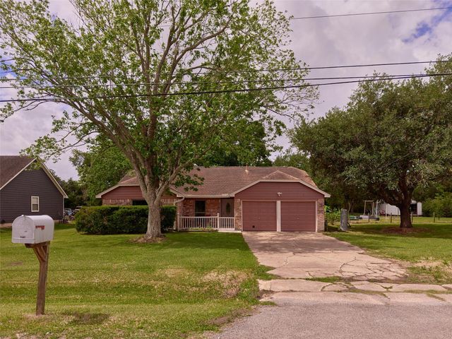 3979 County Road 962b, Alvin, TX 77511