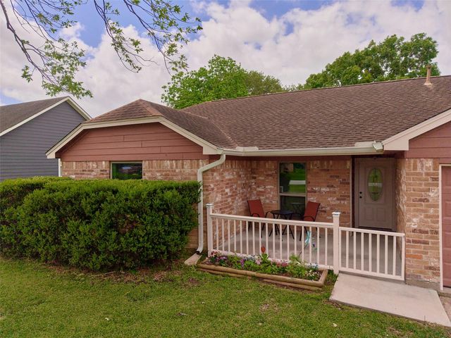3979 County Road 962b, Alvin, TX 77511