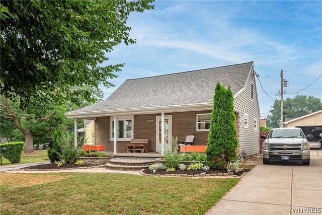 67 Nicholas Drive South, Tonawanda, NY 14150