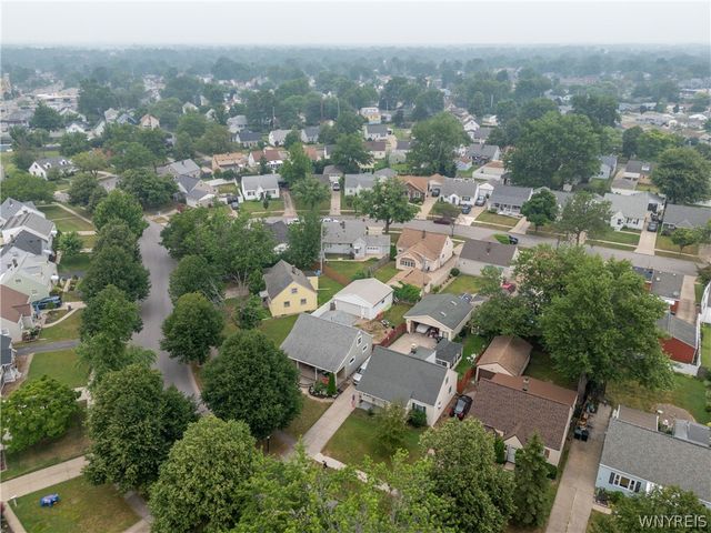 67 Nicholas Drive South, Tonawanda, NY 14150