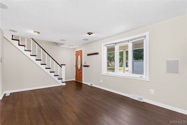 67 Nicholas Drive South, Tonawanda, NY 14150
