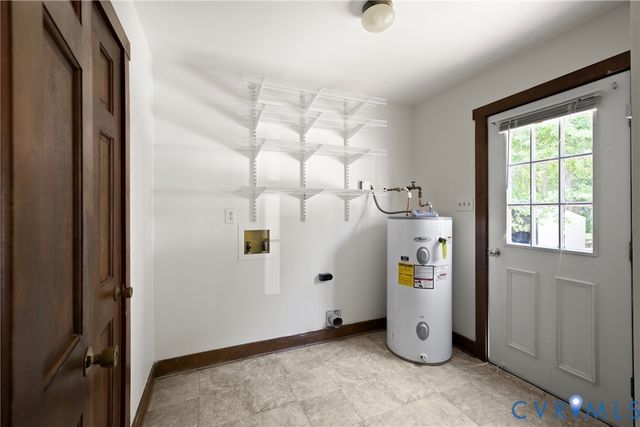 4819 Black Oak Rd, Richmond, VA 23237