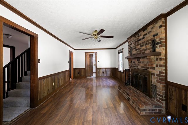 4819 Black Oak Rd, Richmond, VA 23237