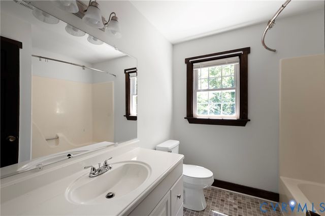4819 Black Oak Rd, Richmond, VA 23237