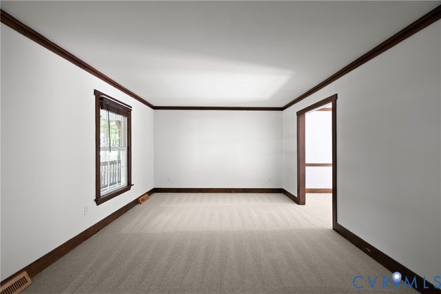 4819 Black Oak Rd, Richmond, VA 23237