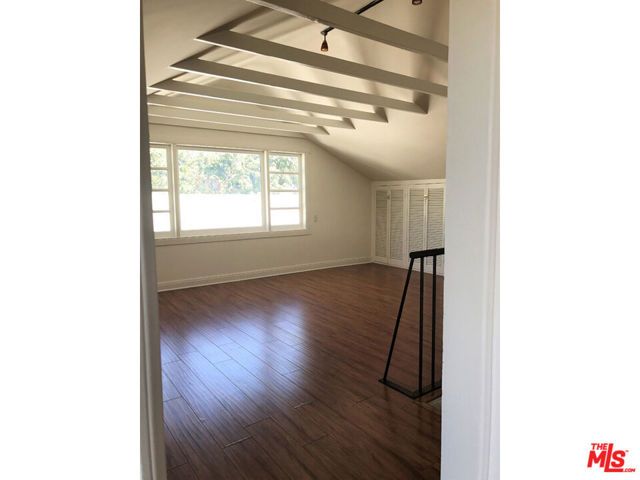 967 Lucile Avenue, Los Angeles, CA 90026