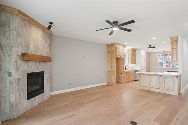 2039 Turtle Creek Way, Norman, OK 73071