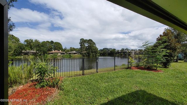 8324 MEADOW WALK Lane, Jacksonville, FL 32256