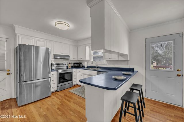 214 Longstreet Drive, Wilmington, NC 28412