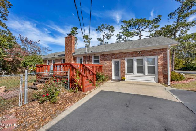 214 Longstreet Drive, Wilmington, NC 28412