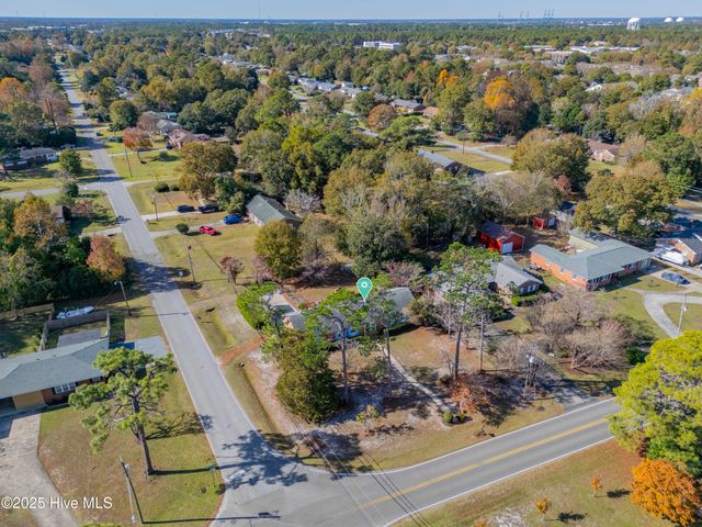 214 Longstreet Drive, Wilmington, NC 28412