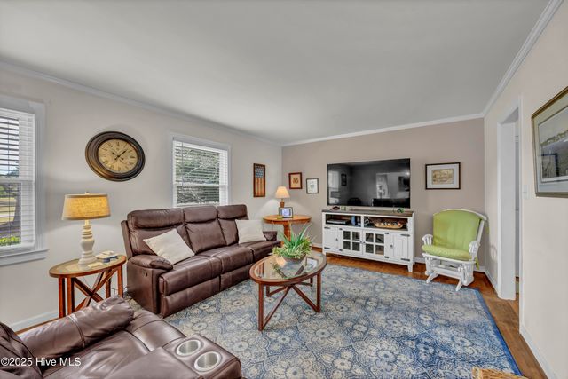 214 Longstreet Drive, Wilmington, NC 28412