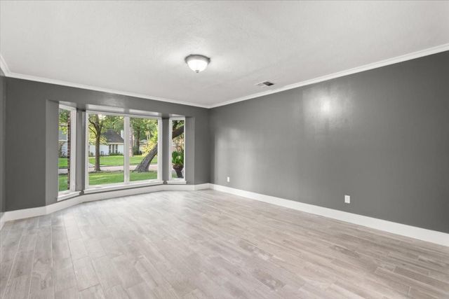 2106 Thousand Pines Drive, Houston, TX 77339