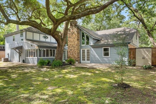 2106 Thousand Pines Drive, Houston, TX 77339