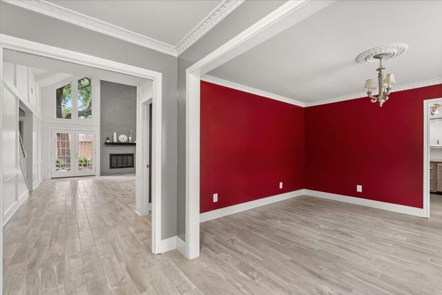 2106 Thousand Pines Drive, Houston, TX 77339