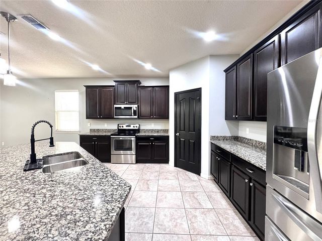 11860 THATCHER AVENUE, Orlando, FL 32836