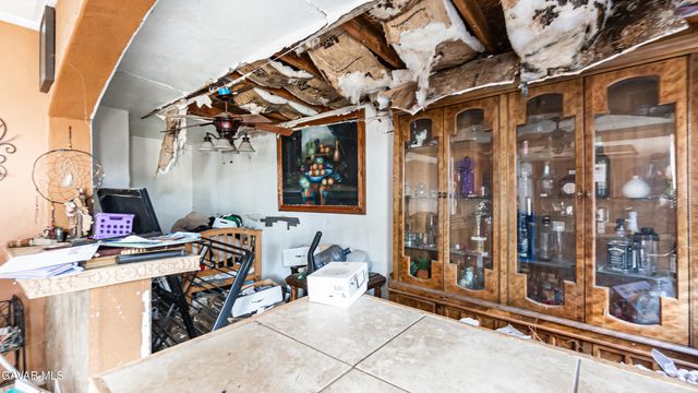 1833 E Avenue R2, Palmdale, CA 93550