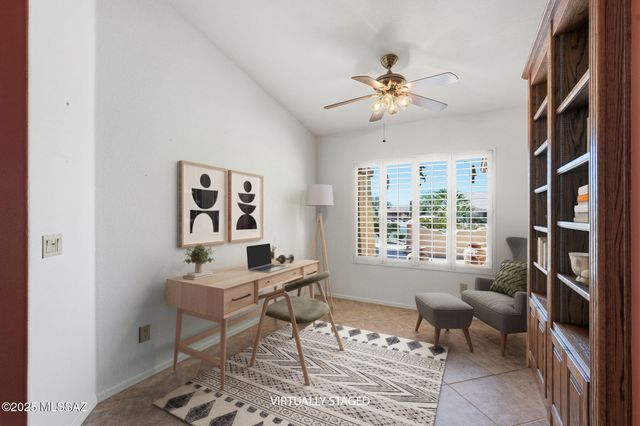 916 N Gulch Drive, Green Valley, AZ 85614