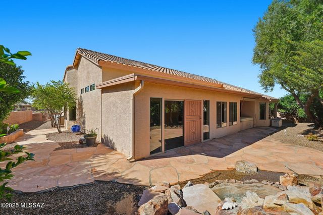 916 N Gulch Drive, Green Valley, AZ 85614