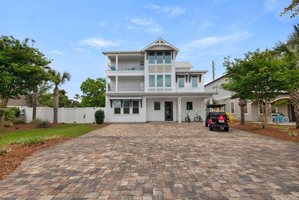 4559 Luke Avenue, Destin, FL 32541