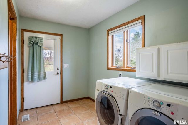 450 Clark School Road, Desoto, IL 62924