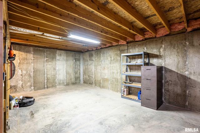 450 Clark School Road, Desoto, IL 62924