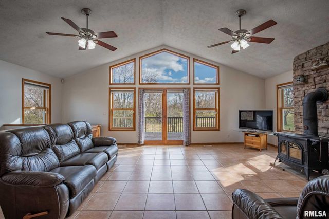 450 Clark School Road, Desoto, IL 62924