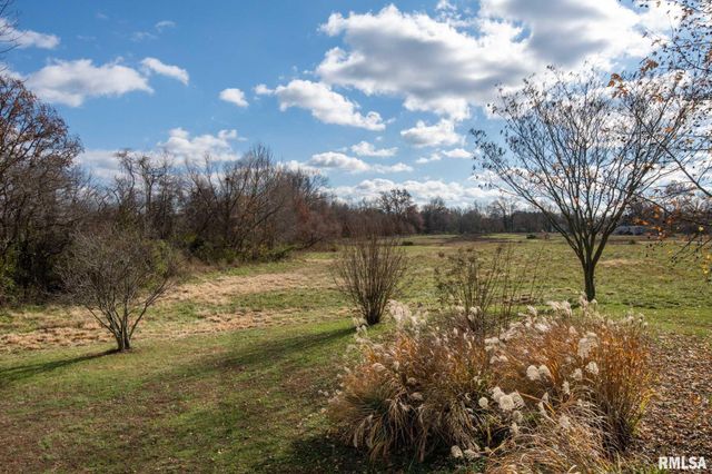 450 Clark School Road, Desoto, IL 62924