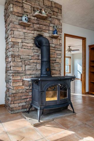 450 Clark School Road, Desoto, IL 62924