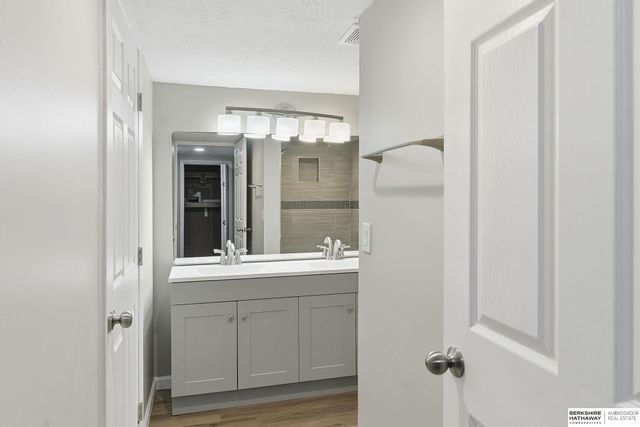 4622 Hascall Street, Omaha, NE 68106