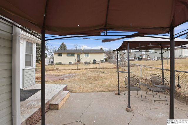 4622 Hascall Street, Omaha, NE 68106