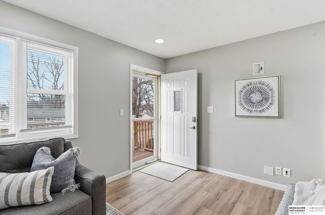 4622 Hascall Street, Omaha, NE 68106