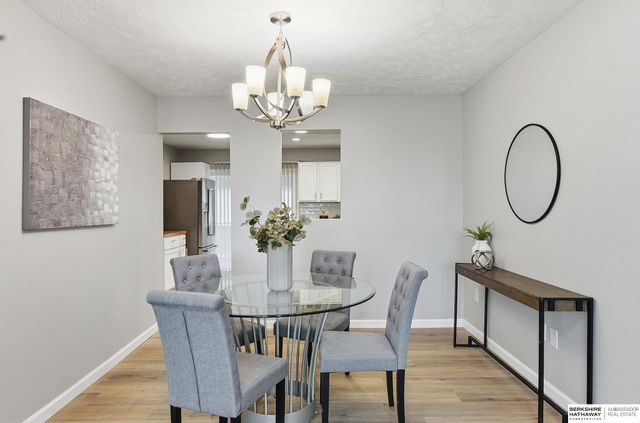 4622 Hascall Street, Omaha, NE 68106