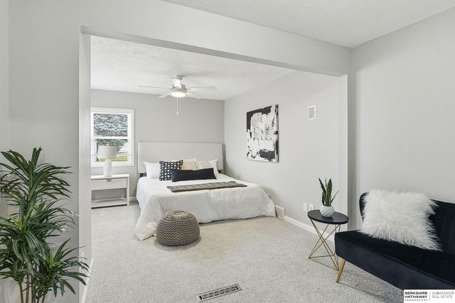 4622 Hascall Street, Omaha, NE 68106