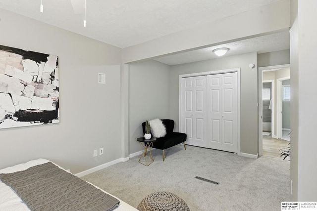 4622 Hascall Street, Omaha, NE 68106