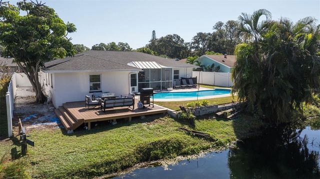 5802 BAY PINES LAKES BOULEVARD, St Petersburg, FL 33702