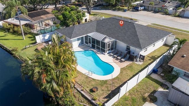 5802 BAY PINES LAKES BOULEVARD, St Petersburg, FL 33702