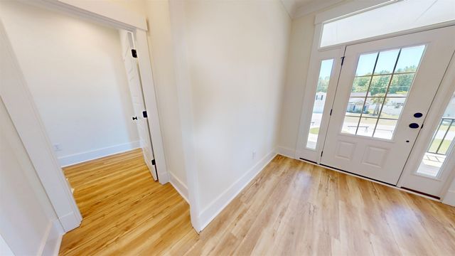 693 W Oak Circle, Myrtle Beach, SC 29588