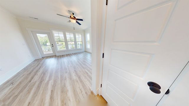 693 W Oak Circle, Myrtle Beach, SC 29588