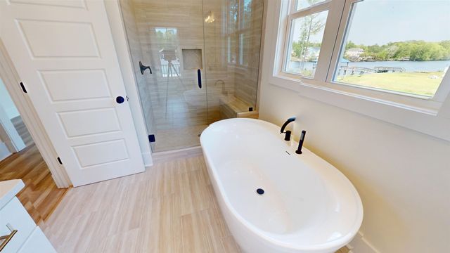 693 W Oak Circle, Myrtle Beach, SC 29588