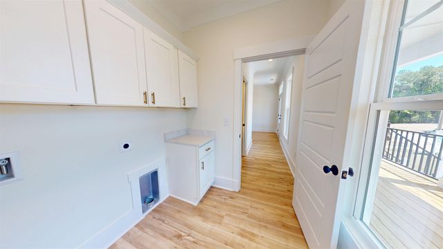 693 W Oak Circle, Myrtle Beach, SC 29588