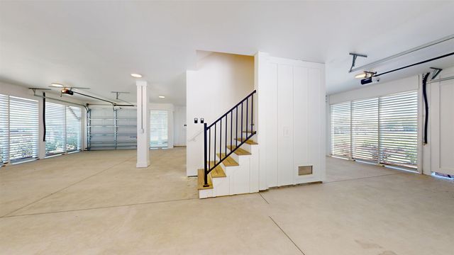 693 W Oak Circle, Myrtle Beach, SC 29588