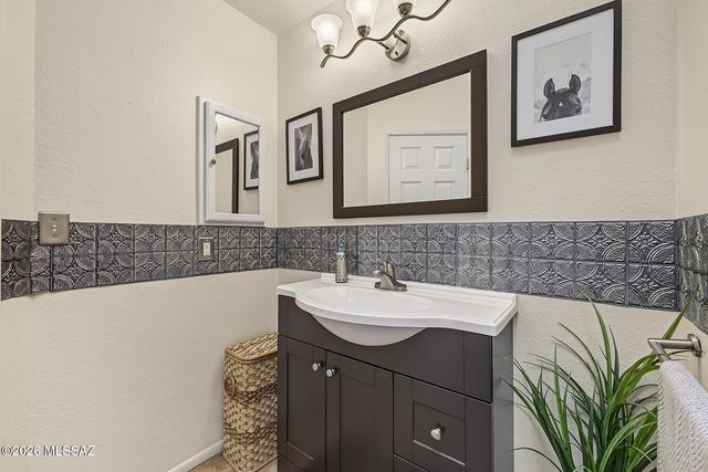 3960 W El Camino Del Cerro, Tucson, AZ 85745