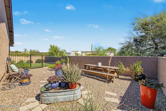 3960 W El Camino Del Cerro, Tucson, AZ 85745