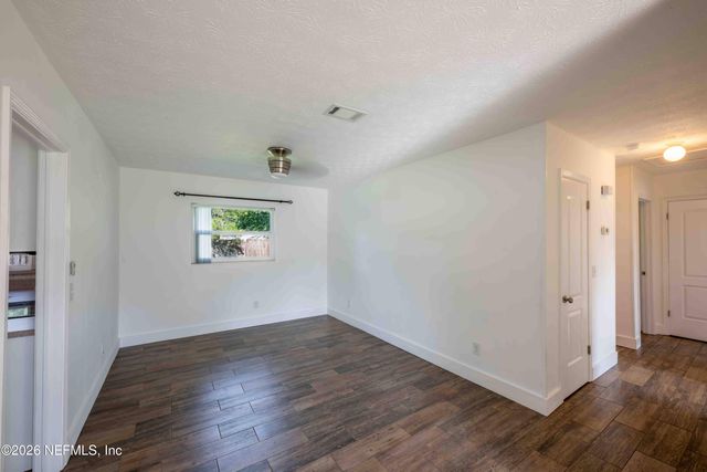 7880 RONDEAU Drive E, Jacksonville, FL 32217