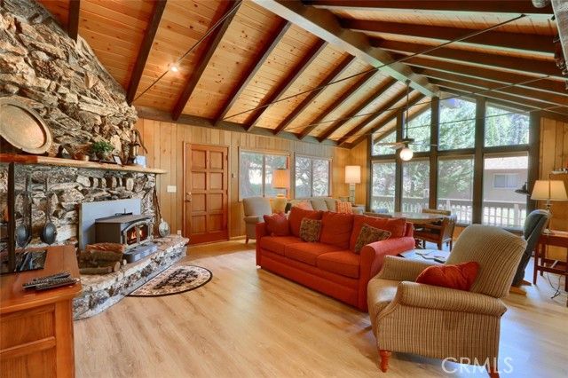 8067 Chilnualna Falls Road, Wawona, CA 95389